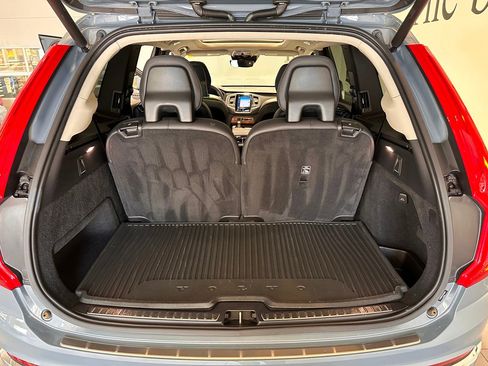 Used 2021 Volvo XC90 T8 Inscription Expression w/ Climate Package image 31