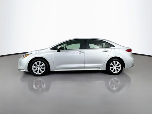 Certified 2024 Toyota Corolla LE FWD image 4