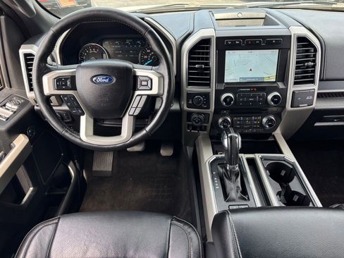 Used 2018 Ford F150 Lariat w/ Equipment Group 502A Luxury AWD/4WD image 5