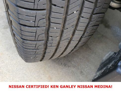 Certified 2023 Nissan Rogue SV AWD/4WD image 19