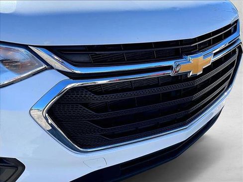 Used 2021 Chevrolet Traverse LS image 30