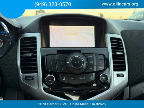 Used 2015 Chevrolet Cruze LT w/ Sun And Sound Package image 12