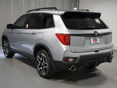 Used 2023 Honda Passport Elite image 6
