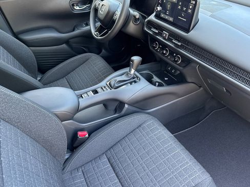 New 2026 Honda HR-V LX image 25