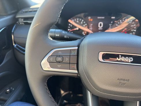 New 2026 Jeep Compass Latitude AWD/4WD image 11