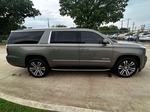 Used 2019 GMC Yukon XL Denali w/ Open Road Package image 5