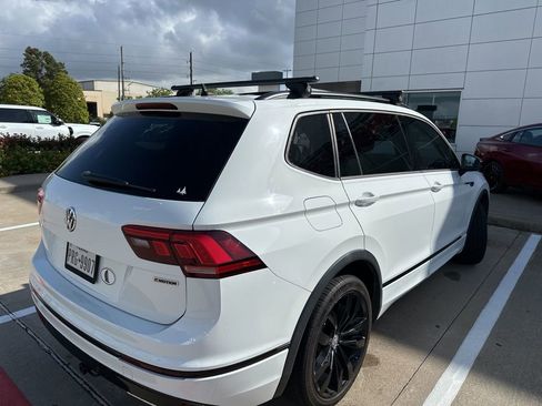 Used 2021 Volkswagen Tiguan SE R-Line w/ 3rd Row Seat Package AWD/4WD image 2
