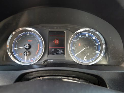 Used 2019 Toyota Corolla LE FWD image 41