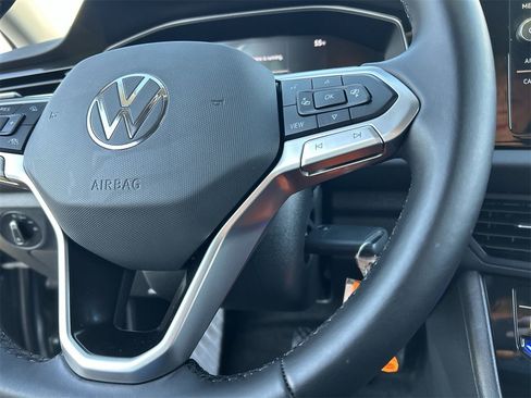 Certified 2025 Volkswagen Jetta S image 21