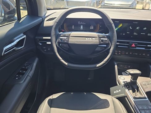 New 2026 Kia Sportage EX FWD image 14