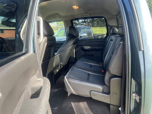 Used 2011 Chevrolet Silverado 1500 LT w/ All-Star Edition image 7