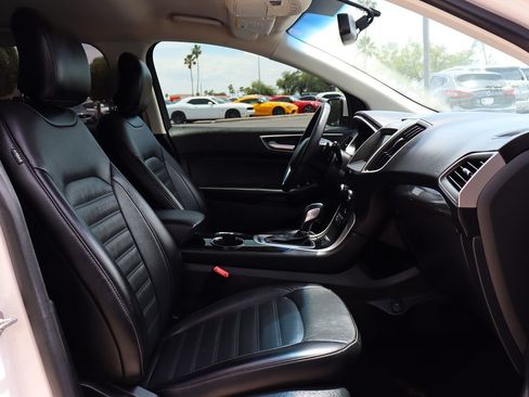Used 2018 Ford Edge SEL w/ Equipment Group 201A FWD image 34