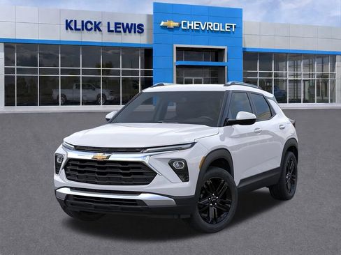 New 2026 Chevrolet TrailBlazer LT w/ Midnight Edition AWD/4WD image 6