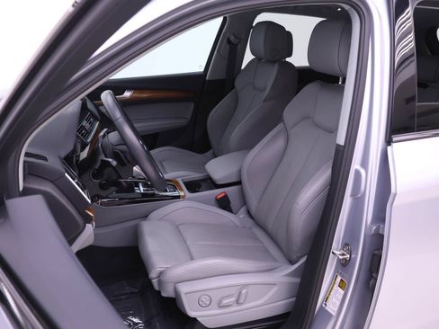 Certified 2023 Audi Q5 2.0T Premium Plus w/ Premium Plus Package AWD/4WD image 7