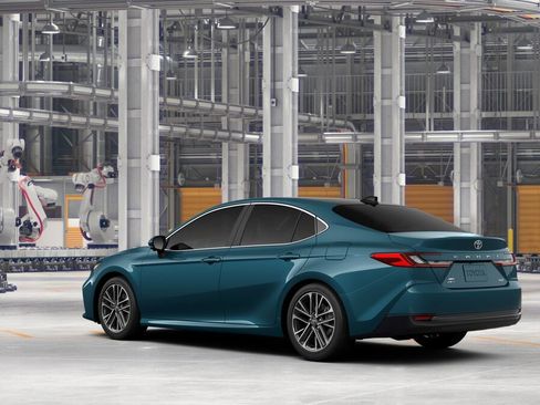 New 2026 Toyota Camry XLE AWD/4WD image 6