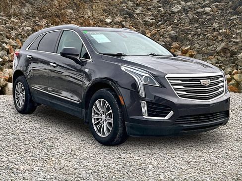 Used 2017 Cadillac XT5 Luxury w/ Driver Awareness Package image 10