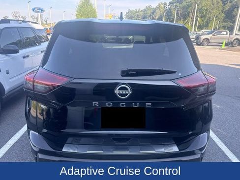 Used 2026 Nissan Rogue SV w/ Cold Weather Package FWD image 5
