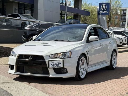 Used 2015 Mitsubishi Lancer Evolution Final Edition image 3