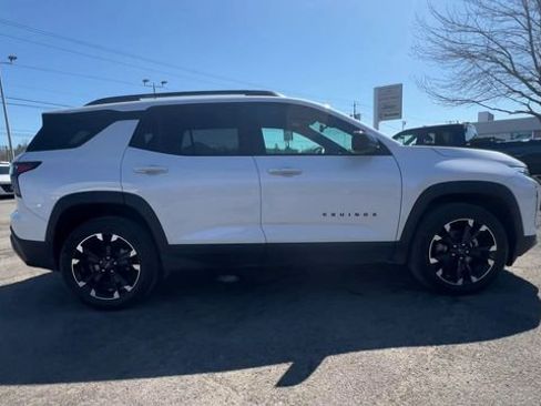 Used 2025 Chevrolet Equinox RS w/ Safety and Technology Package image 9