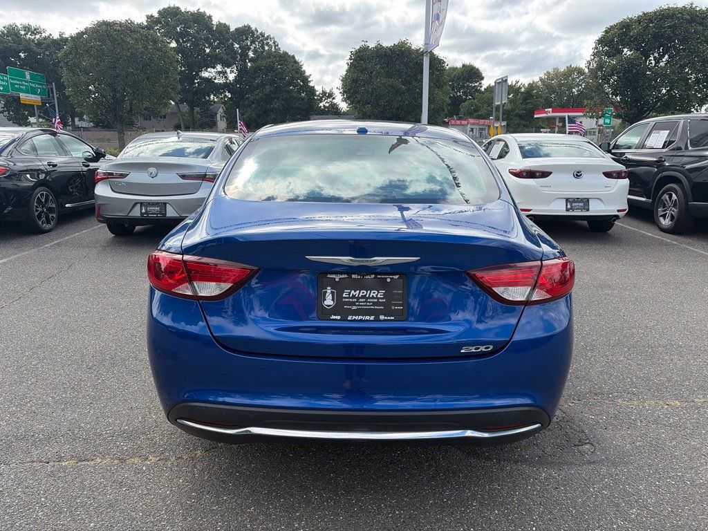 Used 2015 Chrysler 200 Limited w/ Convenience Group FWD image 14