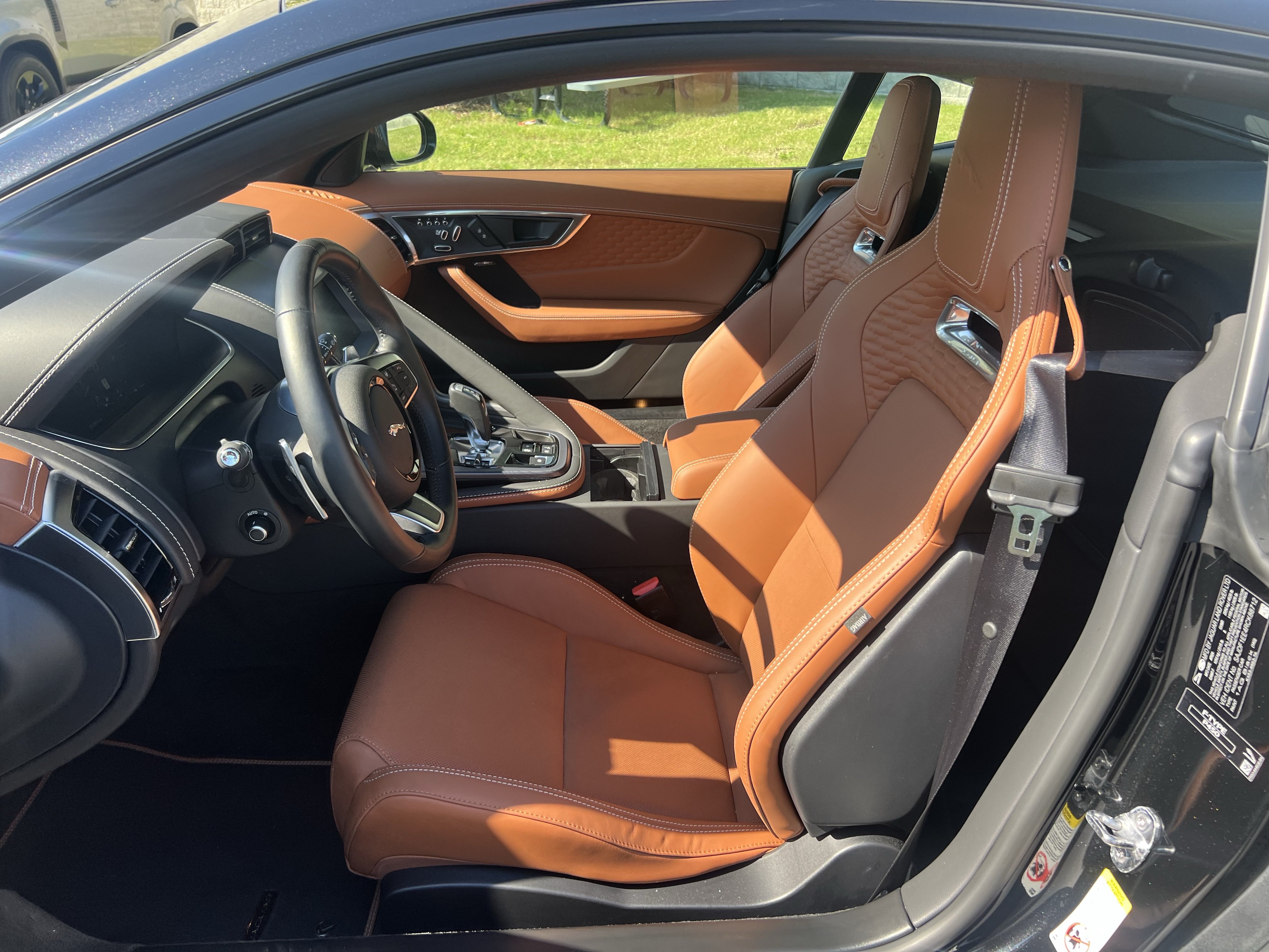 Certified 2024 Jaguar F-TYPE R-Dynamic RWD image 16