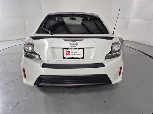 Used 2016 Scion tC Base image 12