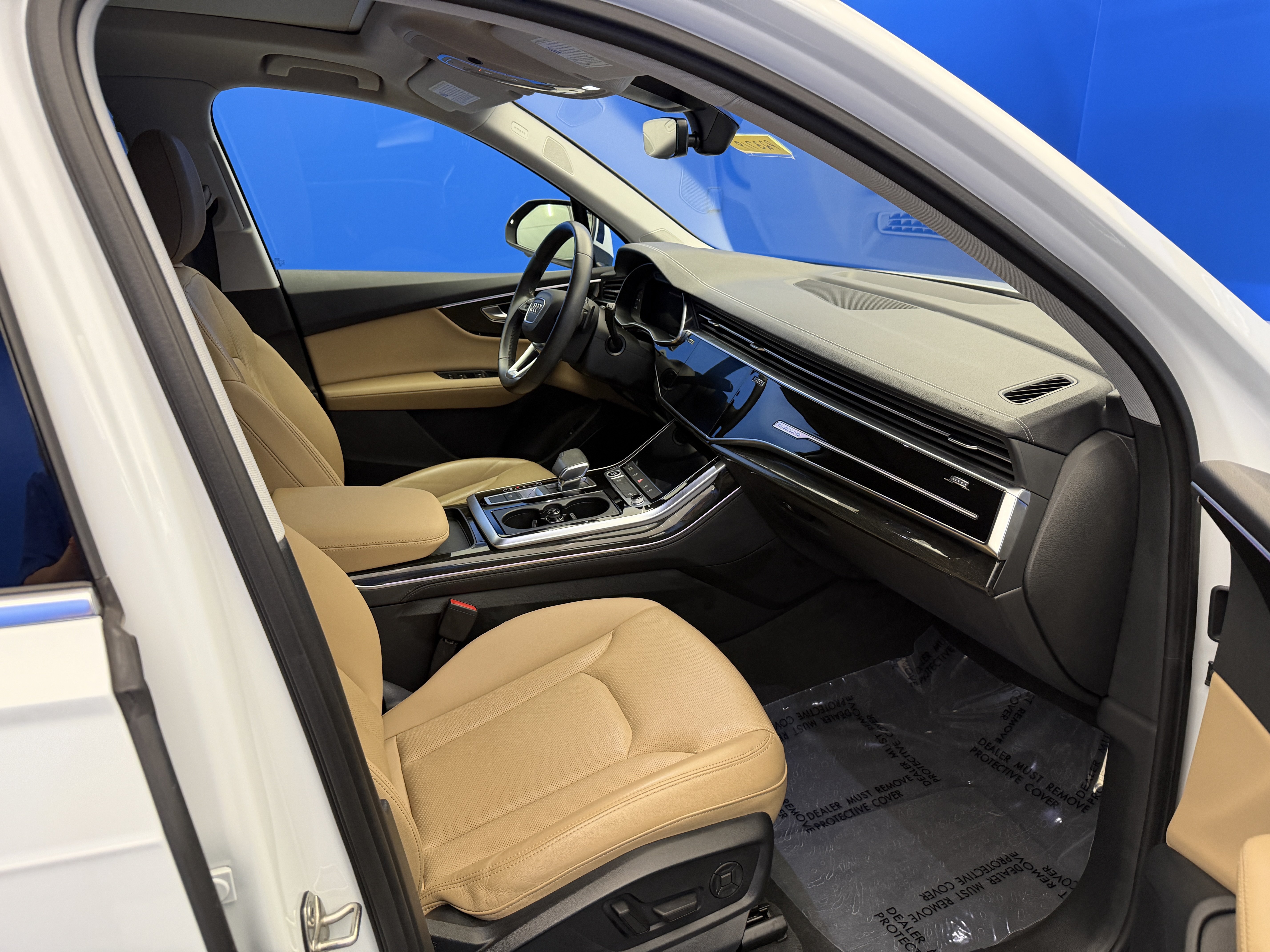 Used 2023 Audi Q7 2.0T Premium Plus w/ Premium Plus Package AWD/4WD image 24
