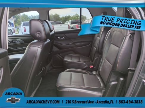 Used 2018 Chevrolet Traverse Premier FWD image 14