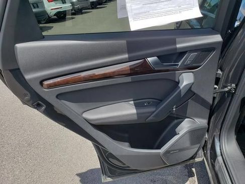 Used 2019 Audi Q5 2.0T Premium Plus AWD/4WD image 14