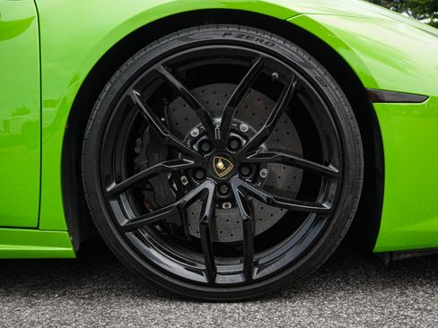 Used 2015 Lamborghini Huracan LP 610-4 AWD/4WD image 16