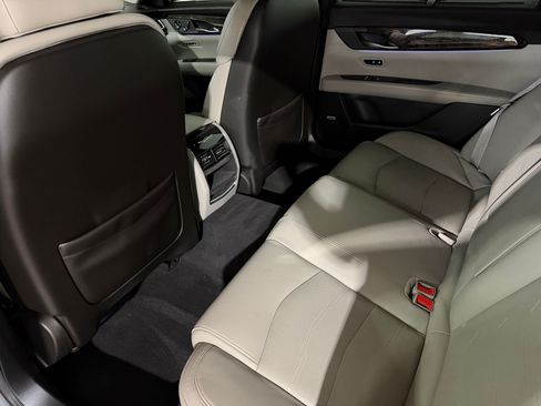 Used 2018 Cadillac CT6 Luxury AWD/4WD image 21