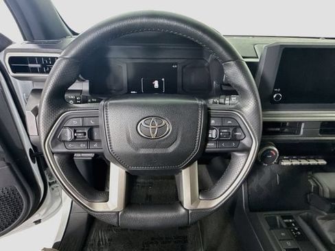 Certified 2026 Toyota 4Runner SR5 AWD/4WD image 13