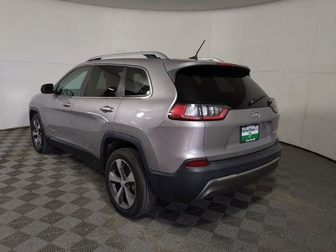 Used 2019 Jeep Cherokee Limited FWD image 6