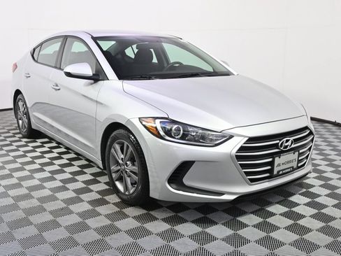 Used 2018 Hyundai Elantra SEL w/ Cargo Package FWD image 9