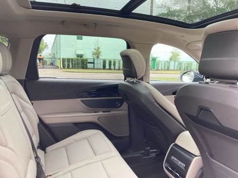 Used 2025 Lincoln Nautilus Premier w/ Equipment Group 102A image 24