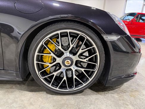 Used 2014 Porsche 911 Turbo S AWD/4WD image 22