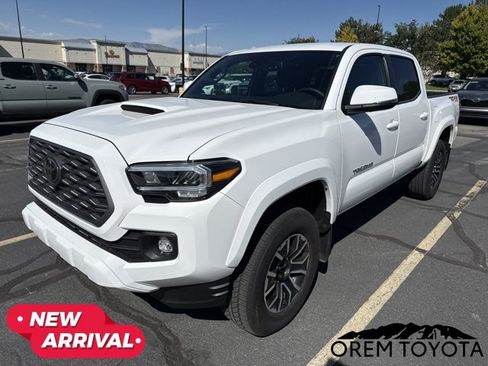 Used 2023 Toyota Tacoma TRD Sport w/ Advanced Technology Package AWD/4WD image 14