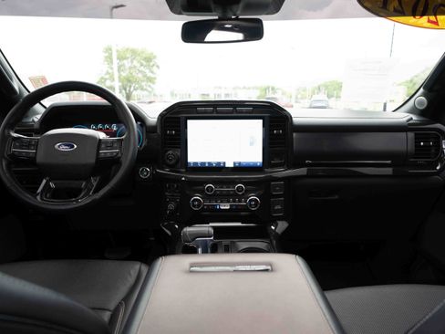 Used 2021 Ford F150 Lariat w/ Equipment Group 502A High AWD/4WD image 19