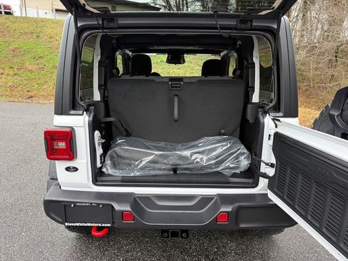New 2026 Jeep Wrangler Rubicon image 15