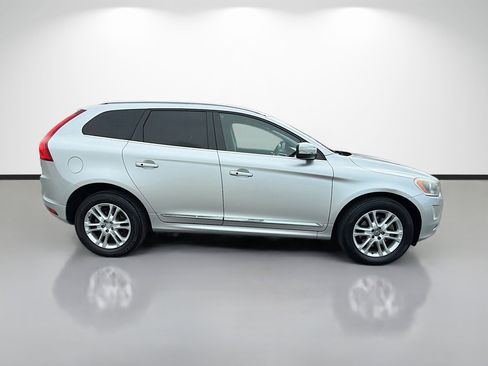 Used 2016 Volvo XC60 T5 Premier FWD image 2