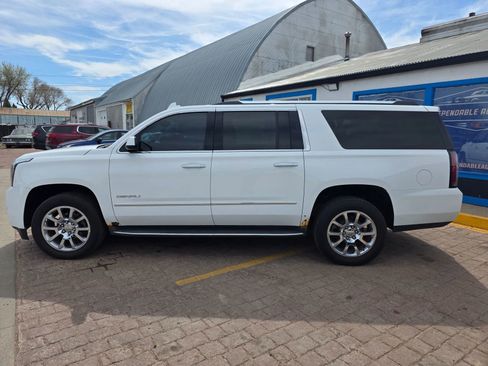 Used 2015 GMC Yukon XL Denali w/ Open Road Package AWD/4WD image 7