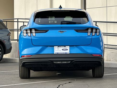 Used 2023 Ford Mustang Mach-E Select image 4