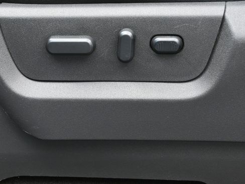 Used 2015 Ford F250 Lariat w/ Lariat Ultimate Package image 9