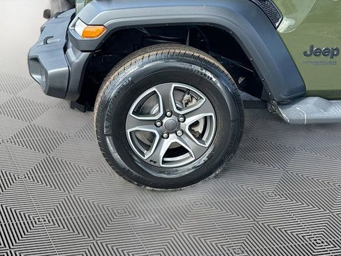 Used 2022 Jeep Wrangler Unlimited Sport S image 34