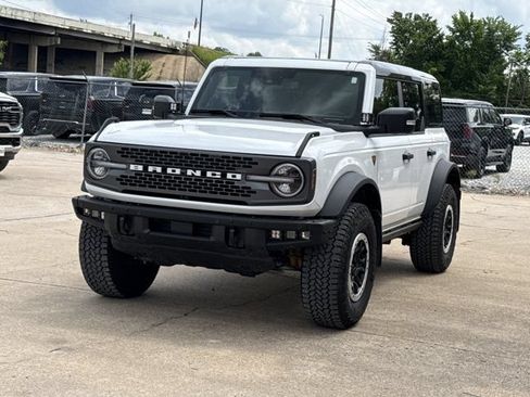 Used 2025 Ford Bronco Badlands AWD/4WD image 12