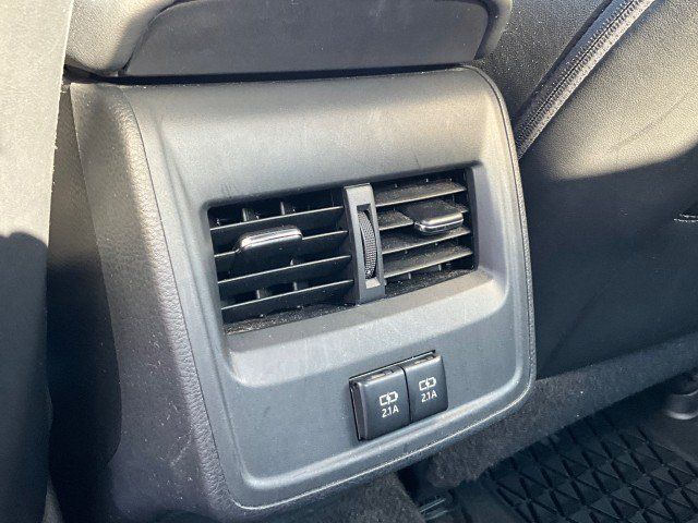 Used 2019 Toyota Avalon XLE w/ Moonroof Package FWD image 29