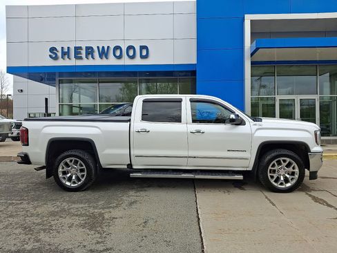 Used 2017 GMC Sierra 1500 SLT w/ SLT Premium Package image 7