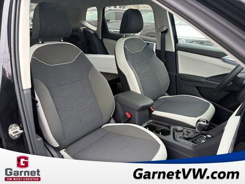 New 2026 Volkswagen Taos SE image 33