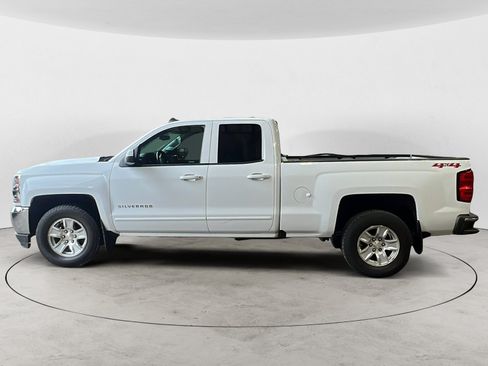 Used 2018 Chevrolet Silverado 1500 LT w/ Trailering Package AWD/4WD image 3