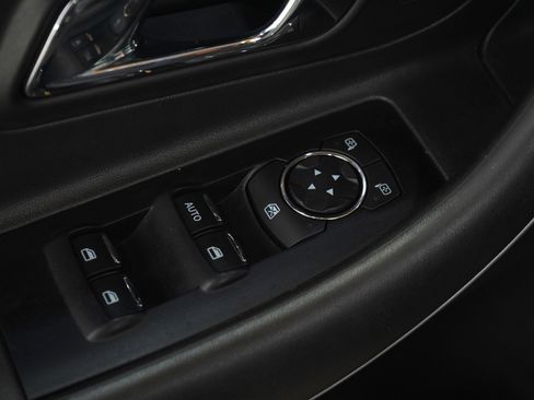 Used 2018 Ford Taurus SEL w/ Equipment Group 201A image 21